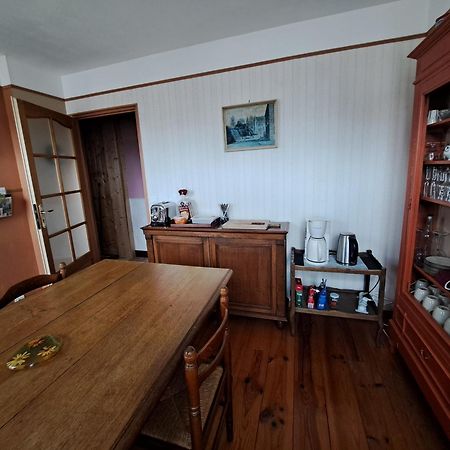Location A Coucy Le Chateau Esterno foto
